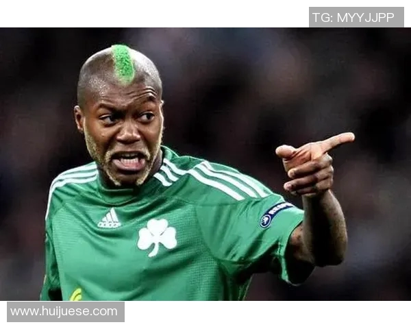 足球明星化妆大爷视频引发热议网友纷纷模仿挑战趣味十足 足球明星化妆大爷视频引发热议网友纷纷模仿挑战趣味十足