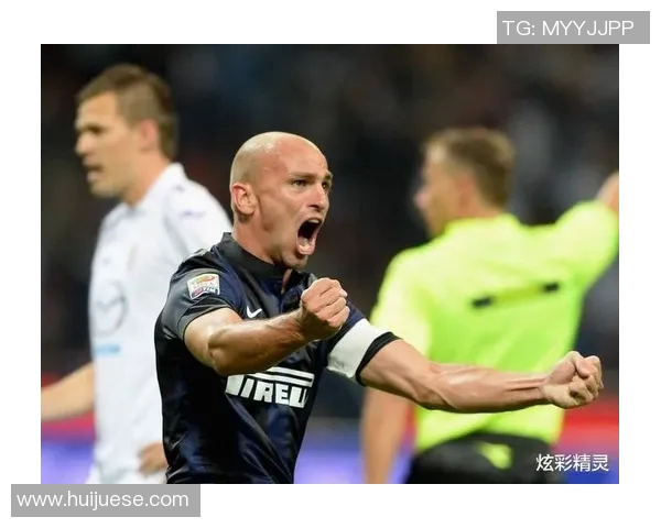 足球明星背后的辛酸故事谁在默默承受压力与欺负 足球明星背后的辛酸故事谁在默默承受压力与欺负